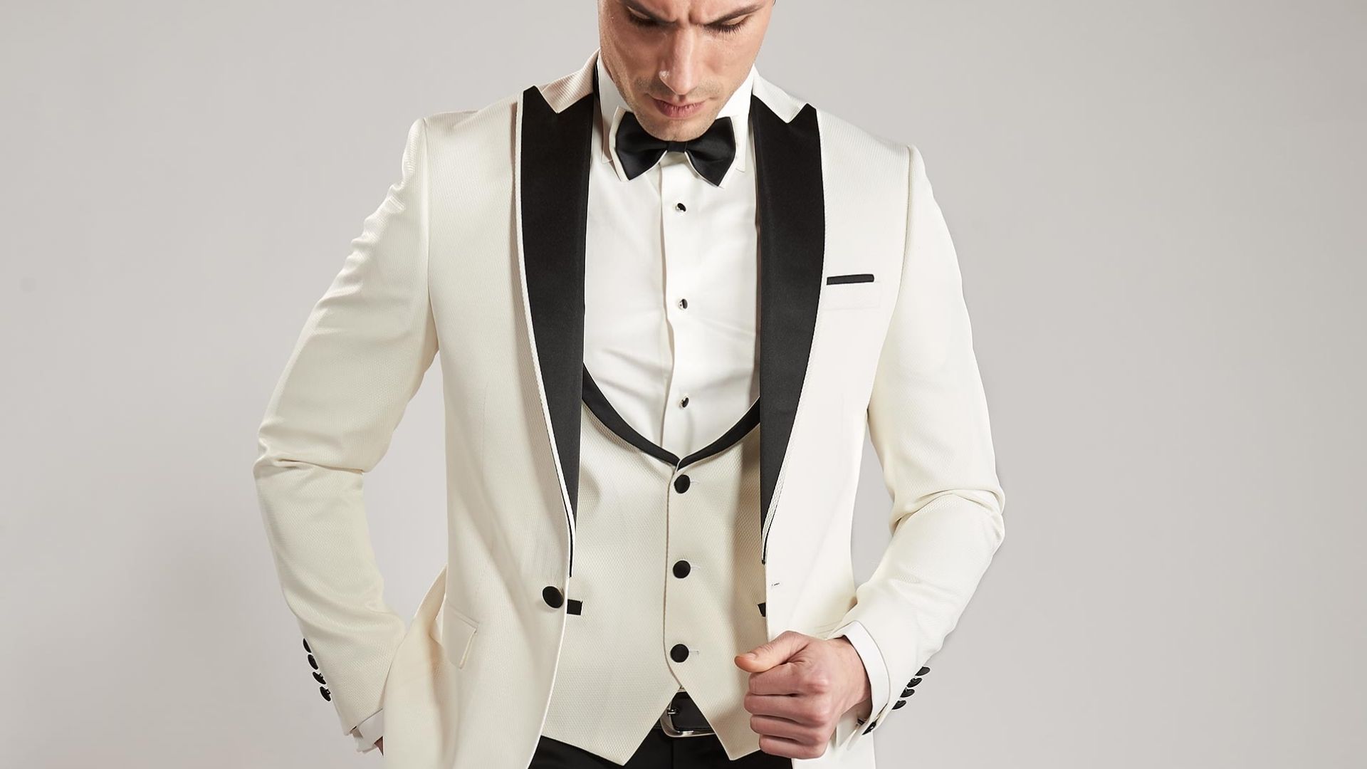 Beyaz Erkek Takım Elbise 